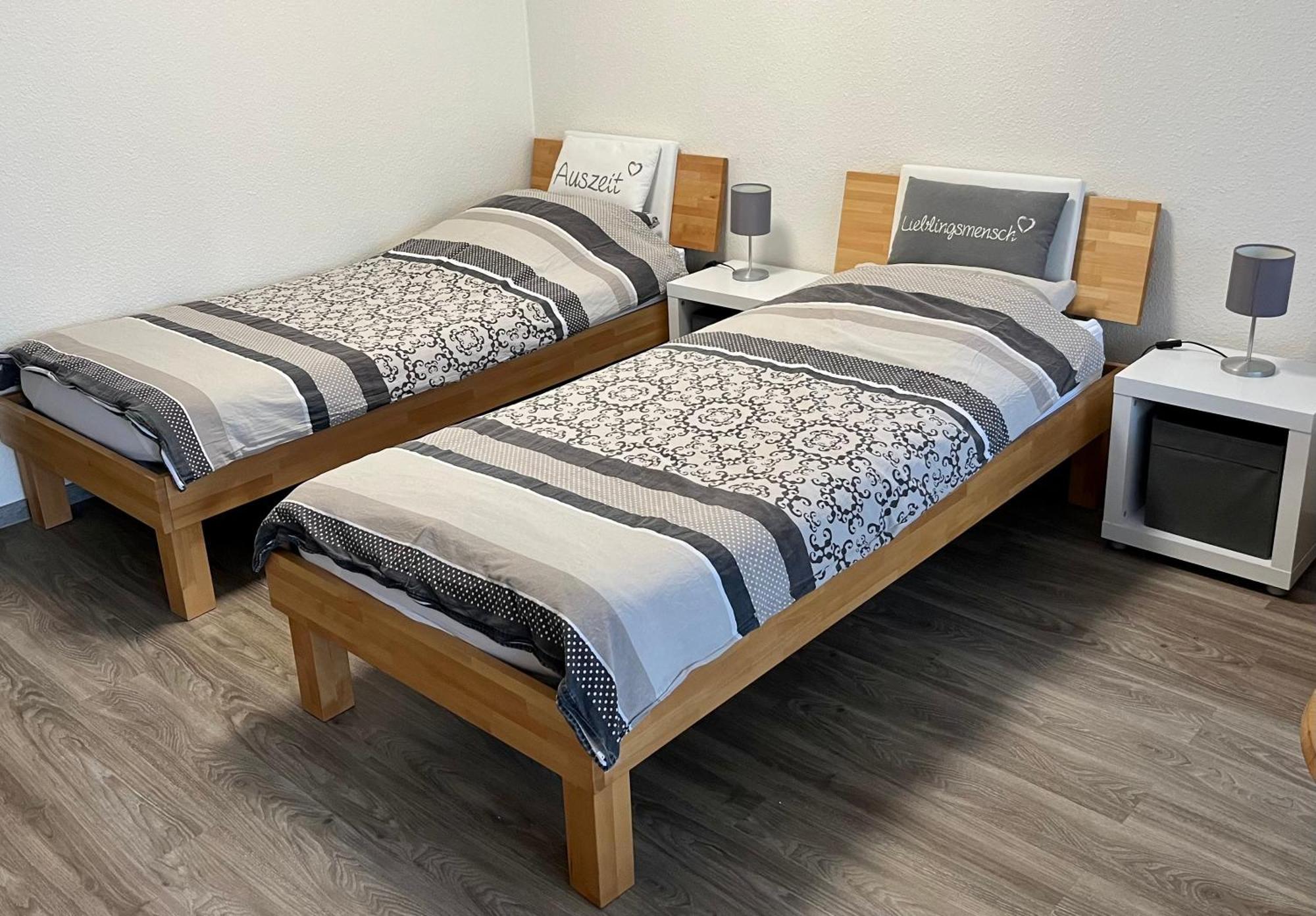 Appartementresidenz Am Kurpark - Ferienwohnungen Mit Pool & Sauna & Garage Bad Salzuflen Exteriör bild
