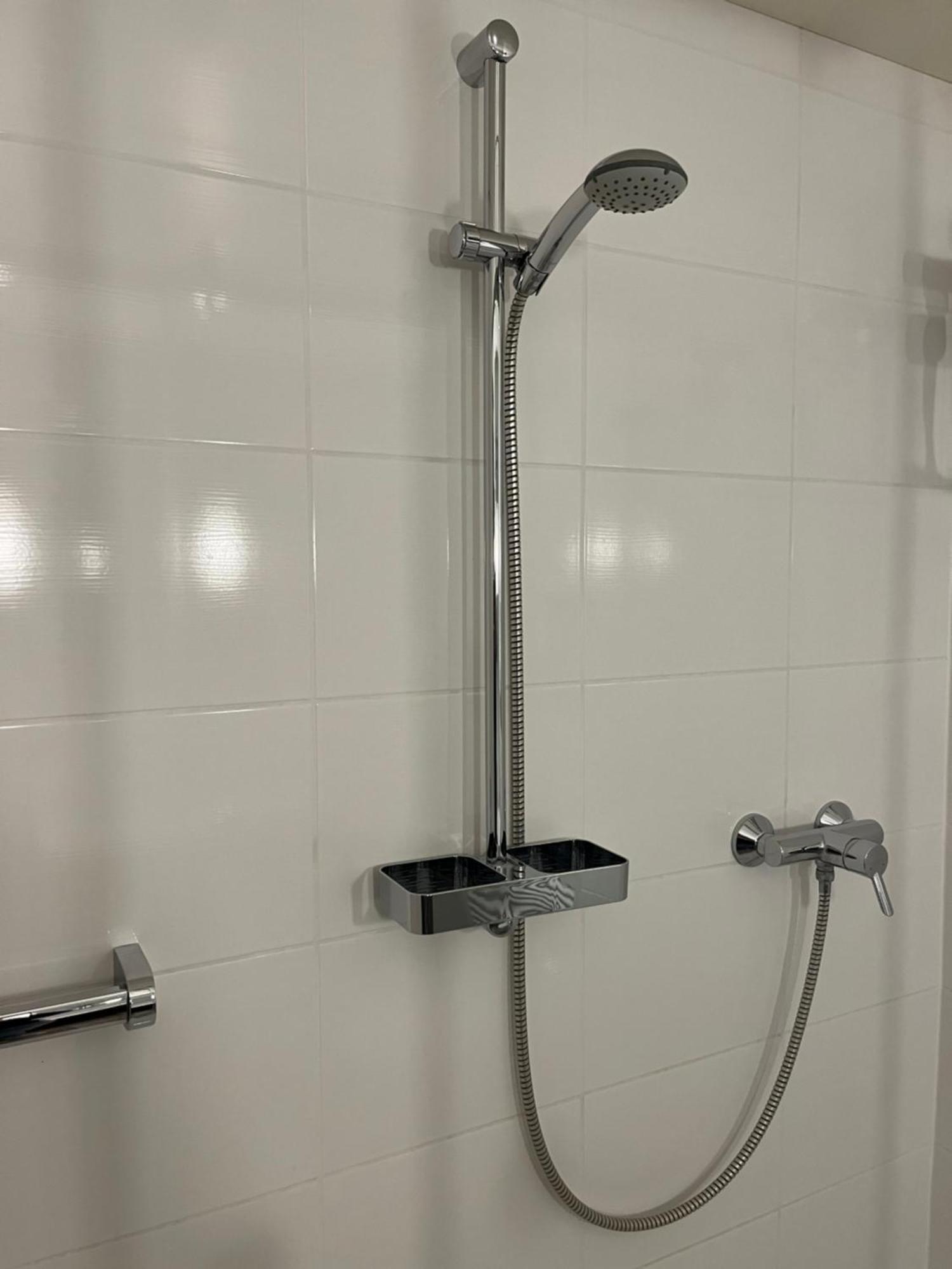 Appartementresidenz Am Kurpark - Ferienwohnungen Mit Pool & Sauna & Garage Bad Salzuflen Rum bild