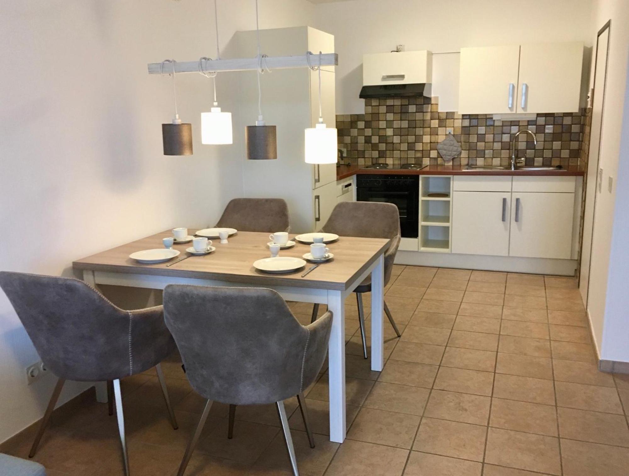 Appartementresidenz Am Kurpark - Ferienwohnungen Mit Pool & Sauna & Garage Bad Salzuflen Rum bild