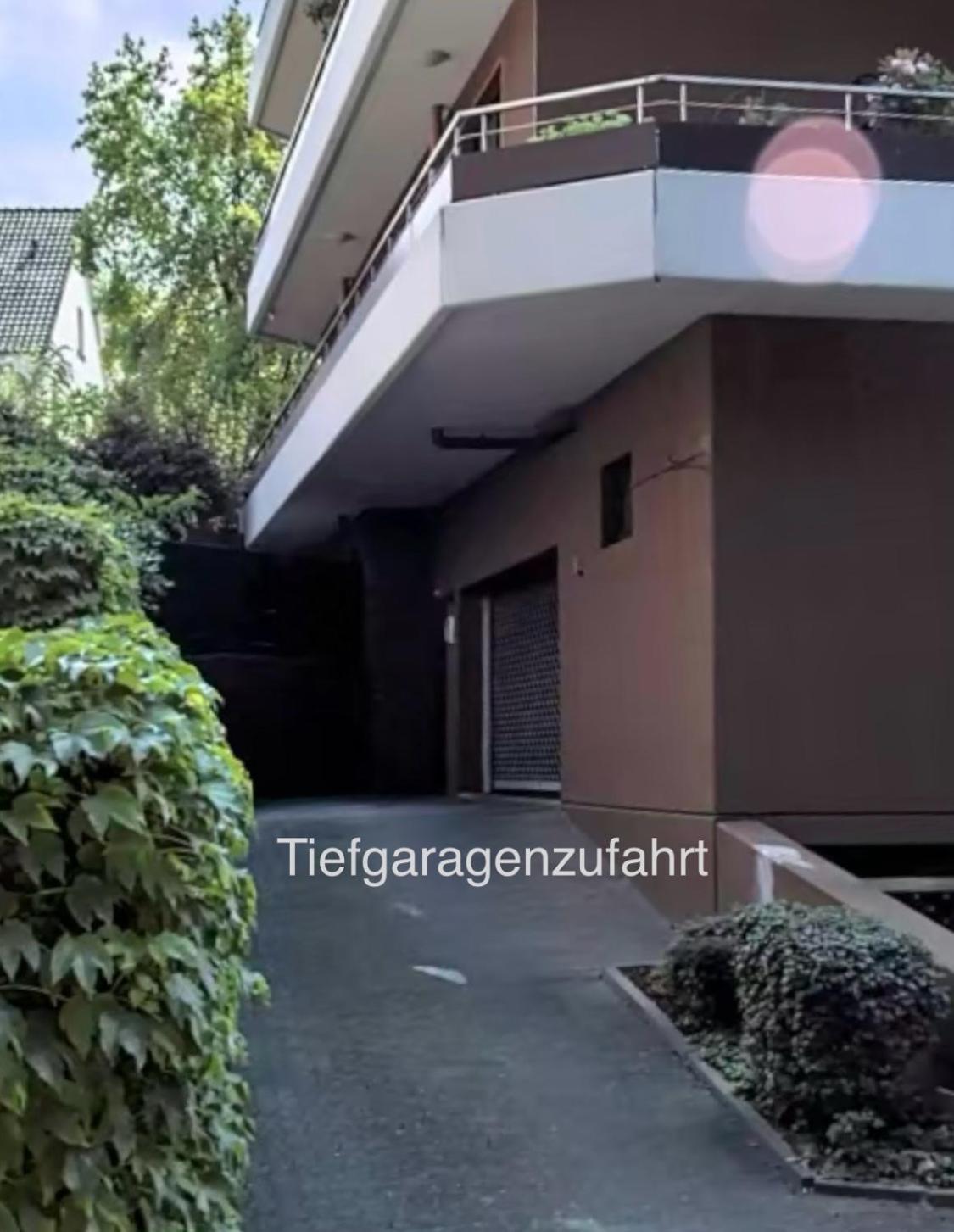 Appartementresidenz Am Kurpark - Ferienwohnungen Mit Pool & Sauna & Garage Bad Salzuflen Exteriör bild